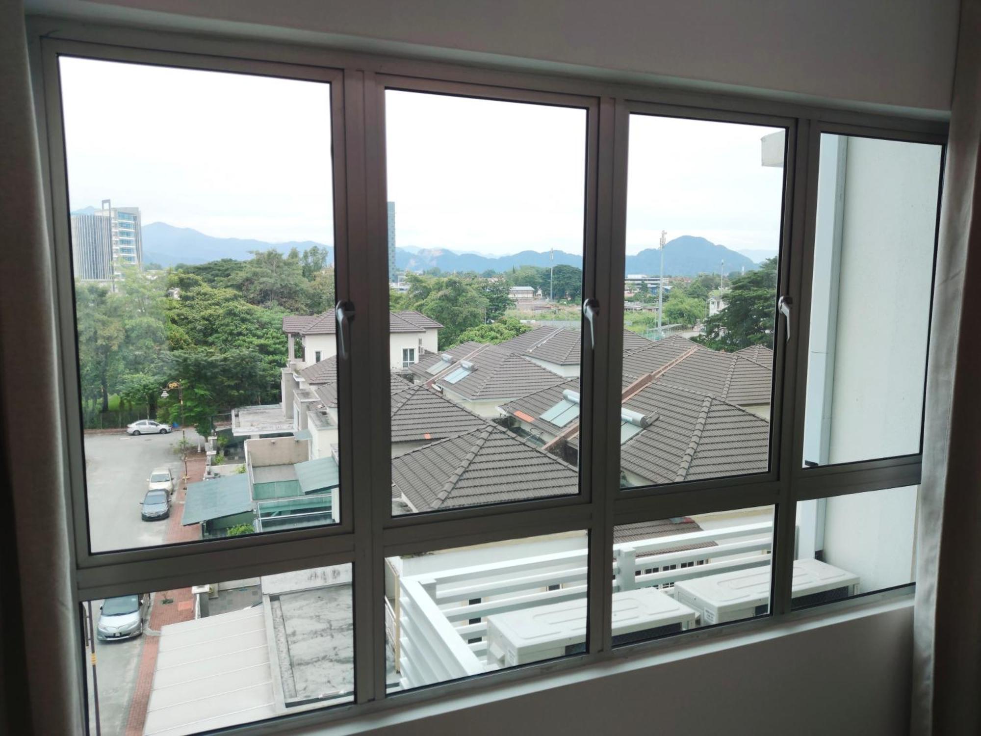 Cosy Town - Wifi Netflix Free Apartment *
