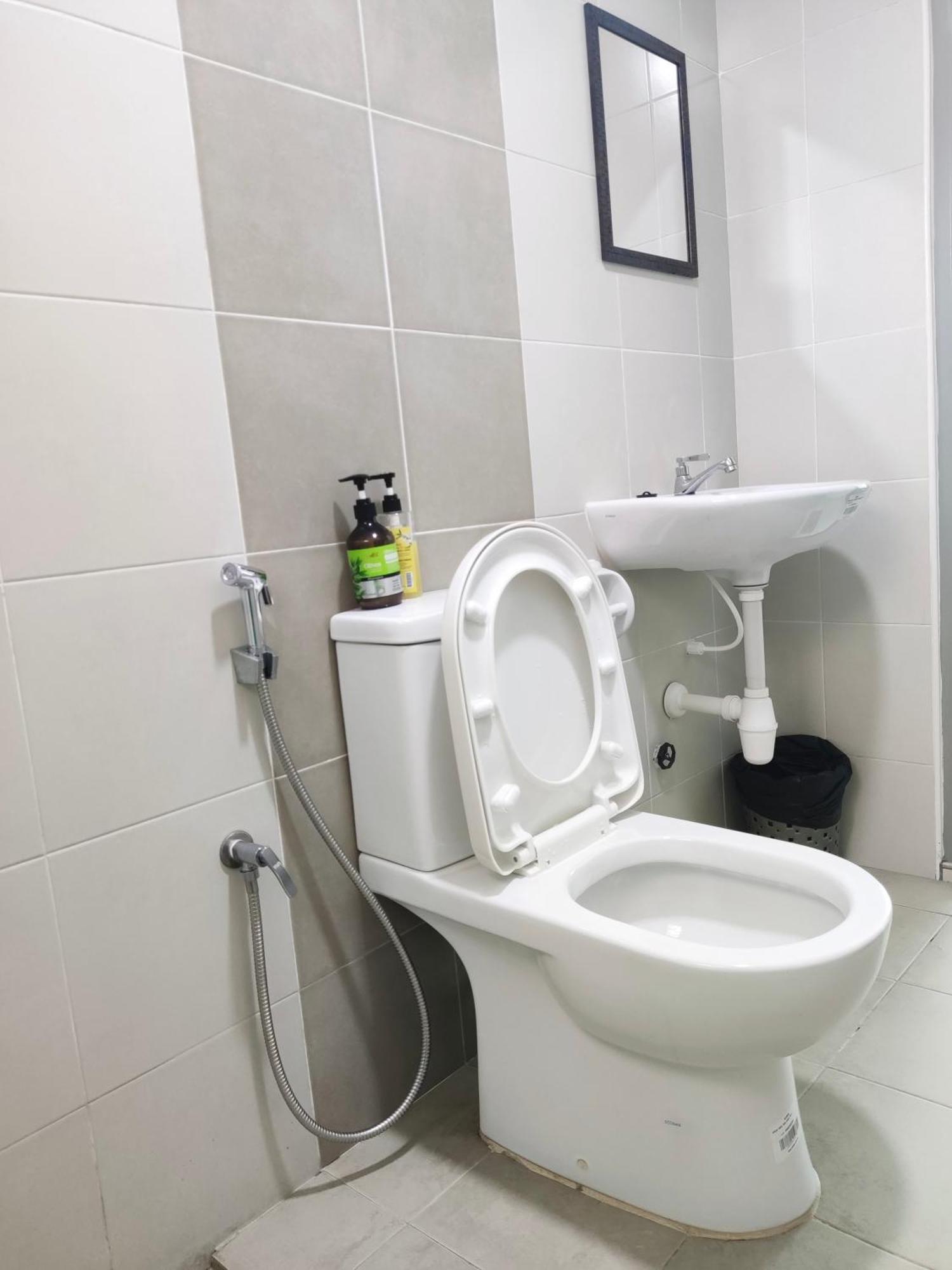 Cosy Town - Wifi Netflix Free Apartment