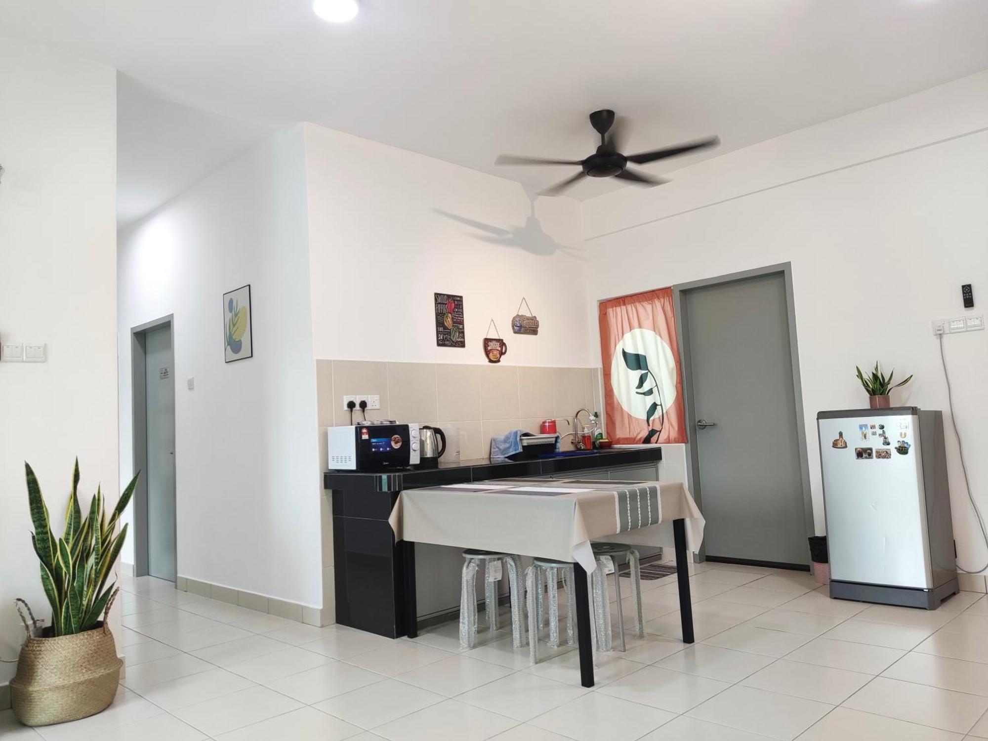 Cosy Town - Wifi Netflix Free Ipoh