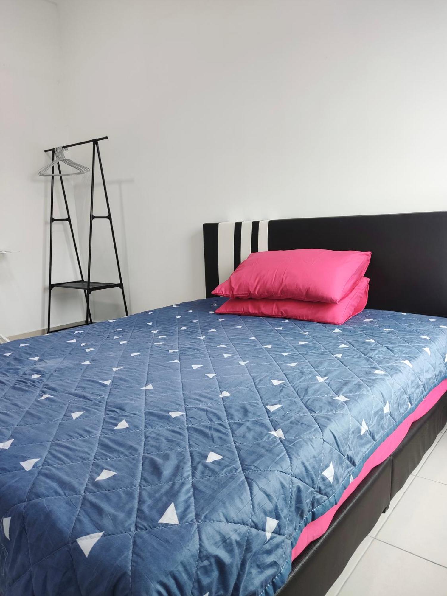 Cosy Town - Wifi Netflix Free *