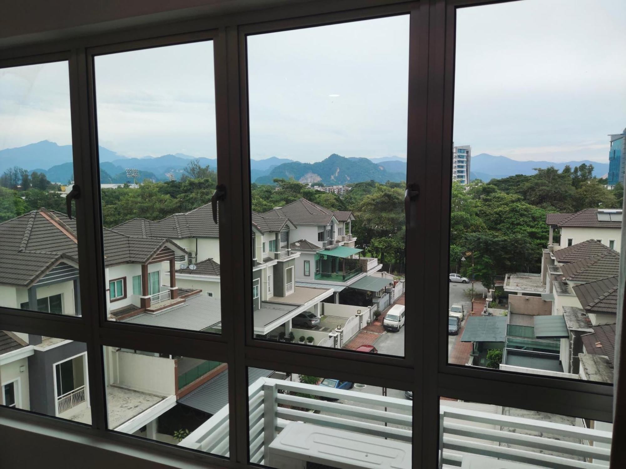 Cosy Town - Wifi Netflix Free Ipoh